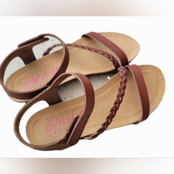 Girls Sandals - Picture 3 of 4